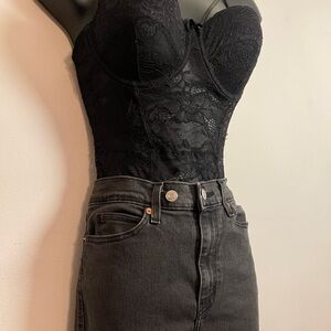 Signature by Levi Strauss High Rise Flare Jeans in Charcoal